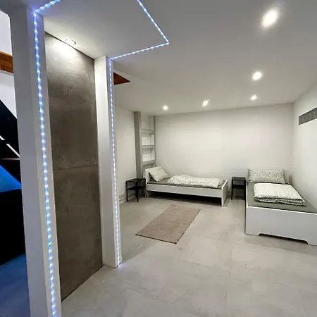 Apartamento Stylisches Loftapartment Für Handwerker&monteure *