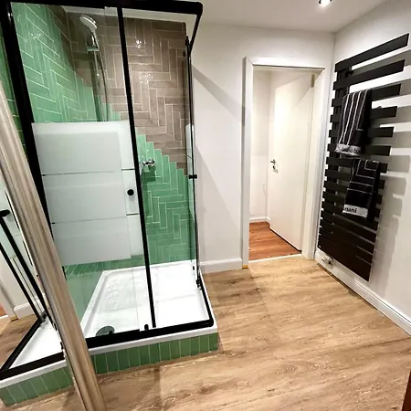 Stylisches Loftapartment Für Handwerker&monteure Apartamento