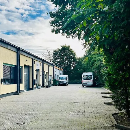 Stylisches Loftapartment Für Handwerker&monteure Apartamento